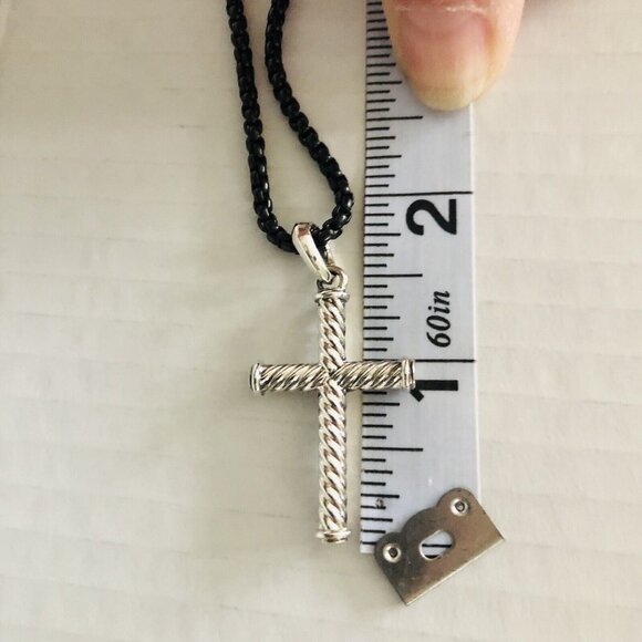 David Yurman Cable Cross Pendant w/Black Stainless Necklace 26" w/Pouch Mint - Picture 8 of 16
